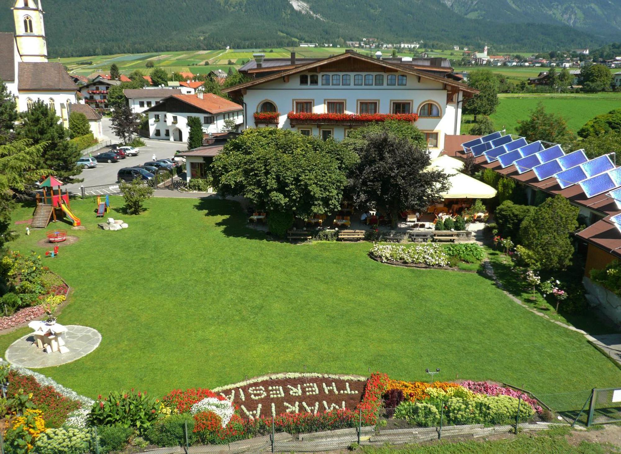 Gartenhotel Maria Theresia Hall in Tirol Bagian luar foto