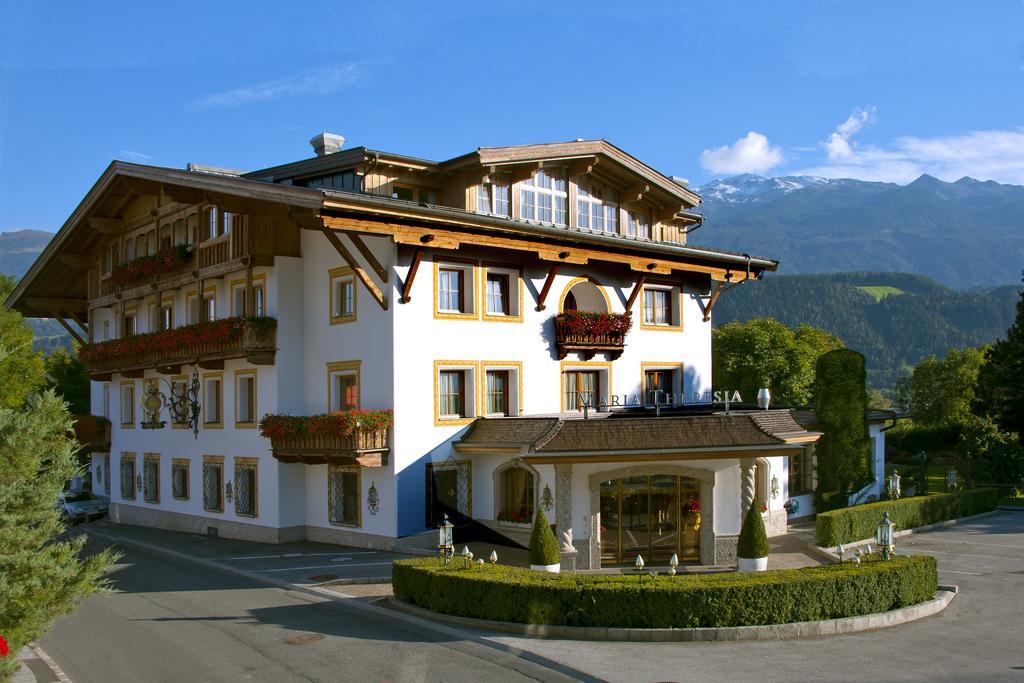 Gartenhotel Maria Theresia Hall in Tirol Bagian luar foto